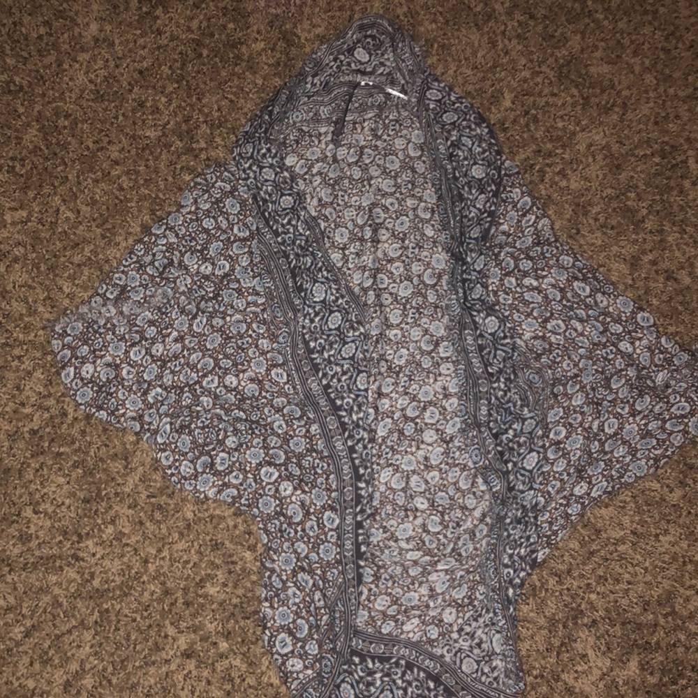 AE Shawl